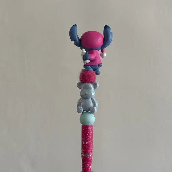 ✨✨SOLD✨✨Stitch in PJs Disney Handcrafted Pen - Picture 3 of 5